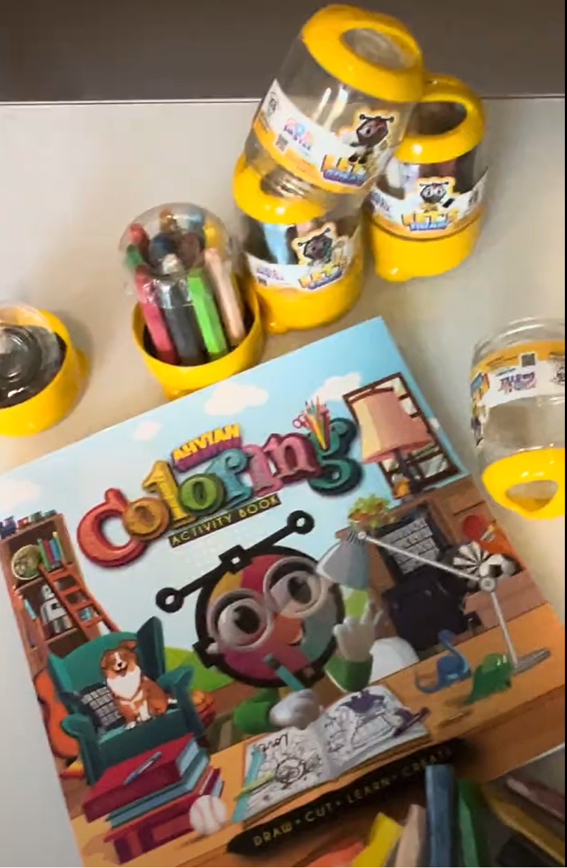 Coloring-cover-book-AhvianTheCreative