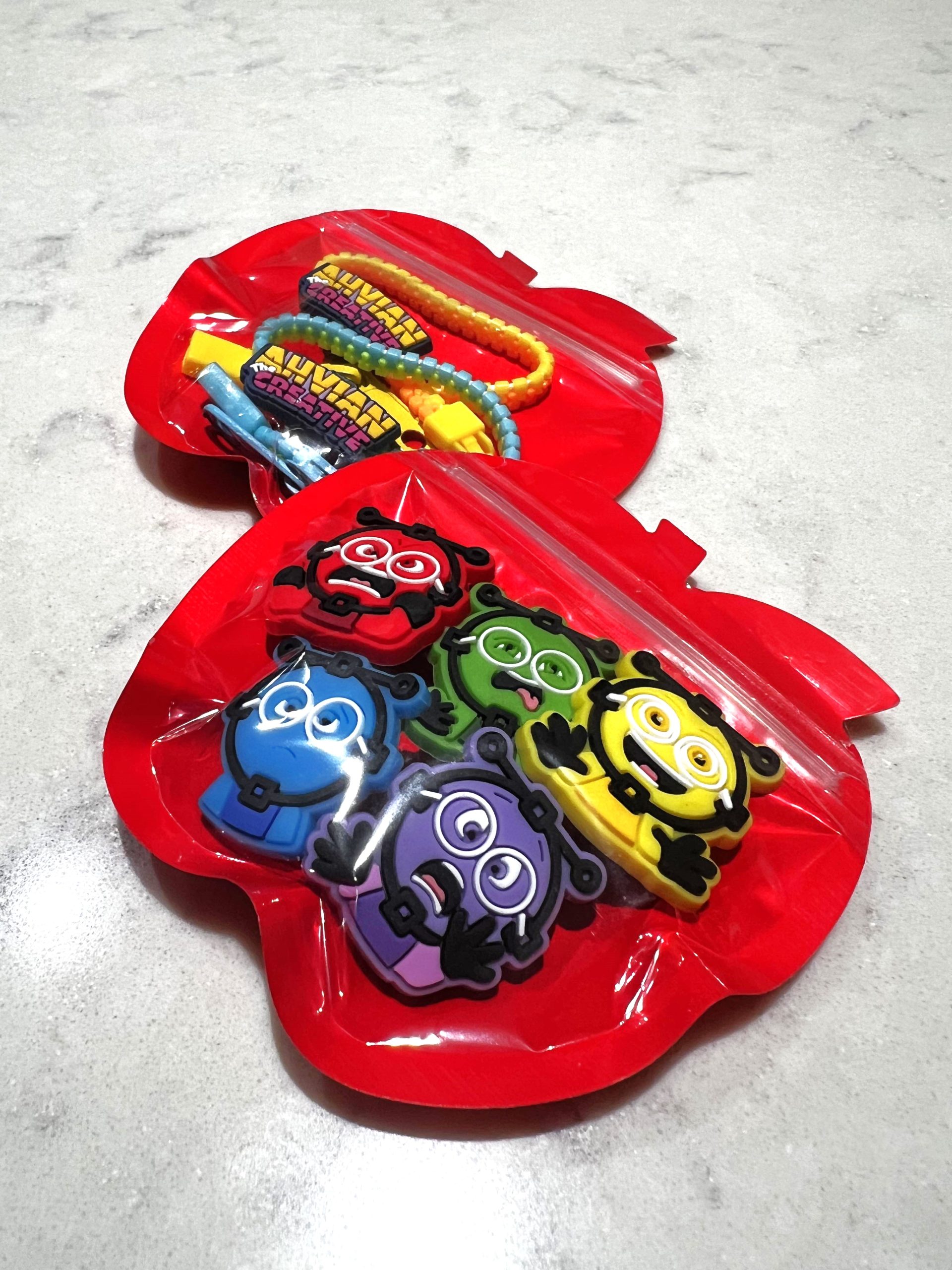 EMOTIONS-charm-crocks-shoes (1)