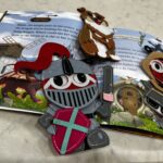 realistic-book-opened-with-finger-puppets (4)